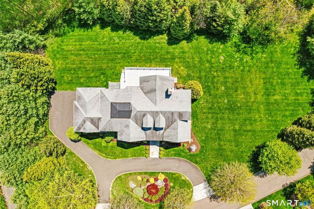 12 Woodbine Way, Stamford, CT 06903