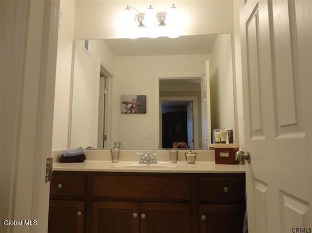 4 Karl Farm Road, Sand Lake, NY 12018