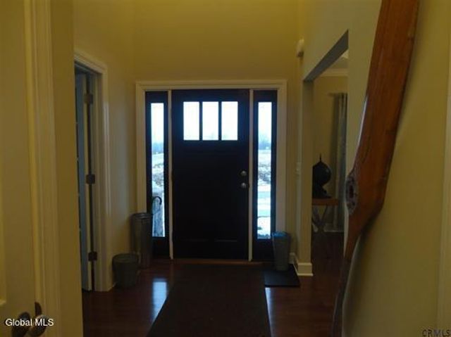 4 Karl Farm Road, Sand Lake, NY 12018