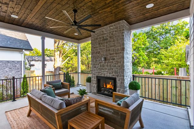 120 39th Ave, N, Nashville, TN 37209