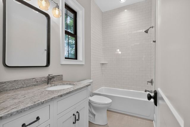 120 39th Ave, N, Nashville, TN 37209