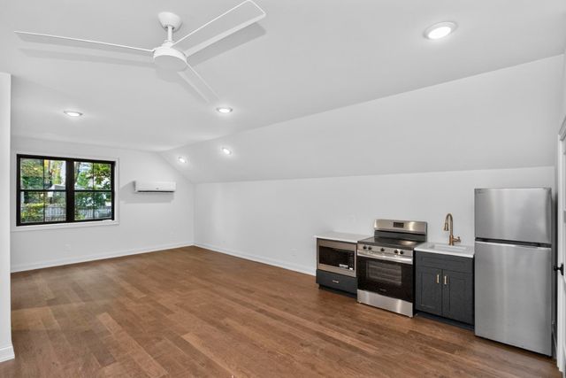 120 39th Ave, N, Nashville, TN 37209