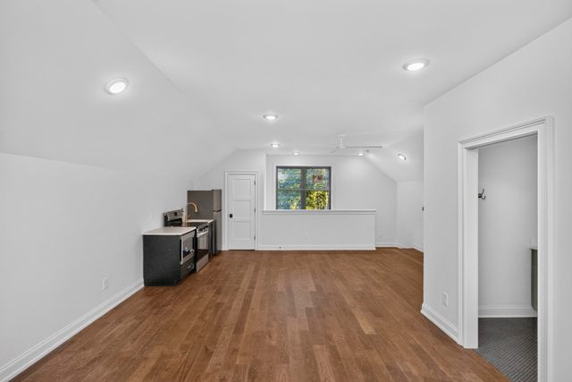 120 39th Ave, N, Nashville, TN 37209