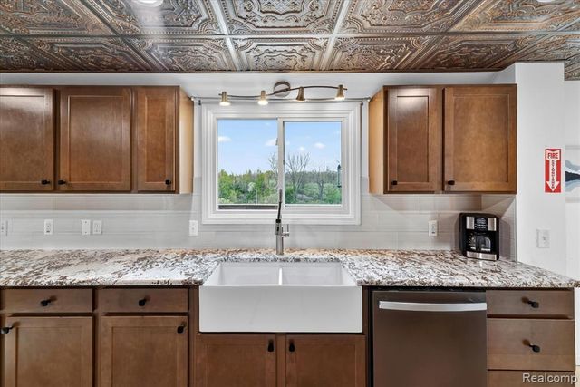11280 Hegel Road, Goodrich, MI 48438