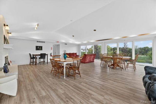 11280 Hegel Road, Goodrich, MI 48438