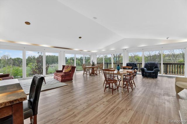 11280 Hegel Road, Goodrich, MI 48438