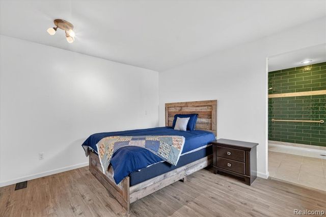 11280 Hegel Road, Goodrich, MI 48438