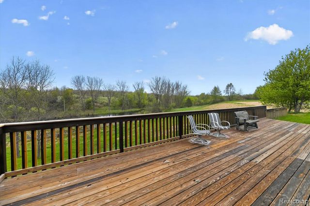 11280 Hegel Road, Goodrich, MI 48438