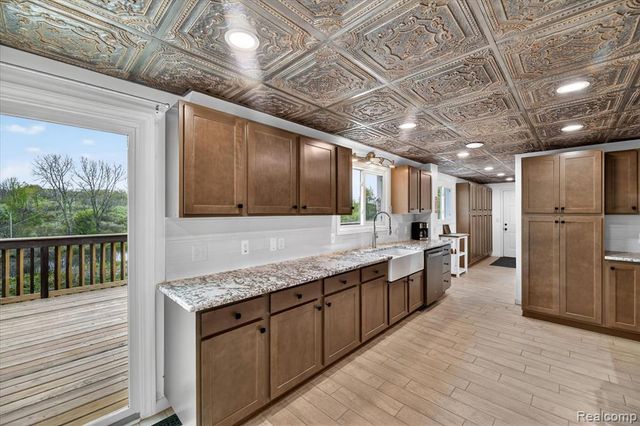 11280 Hegel Road, Goodrich, MI 48438