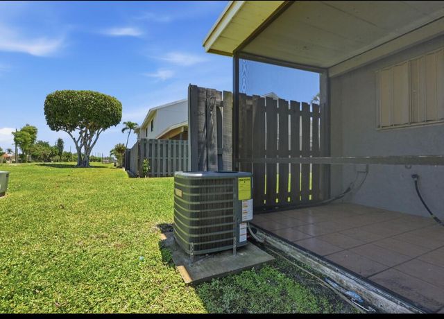 4901 Pier Drive, Greenacres, FL 33463