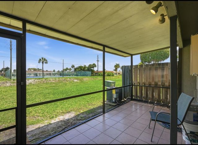 4901 Pier Drive, Greenacres, FL 33463