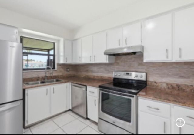 4901 Pier Drive, Greenacres, FL 33463