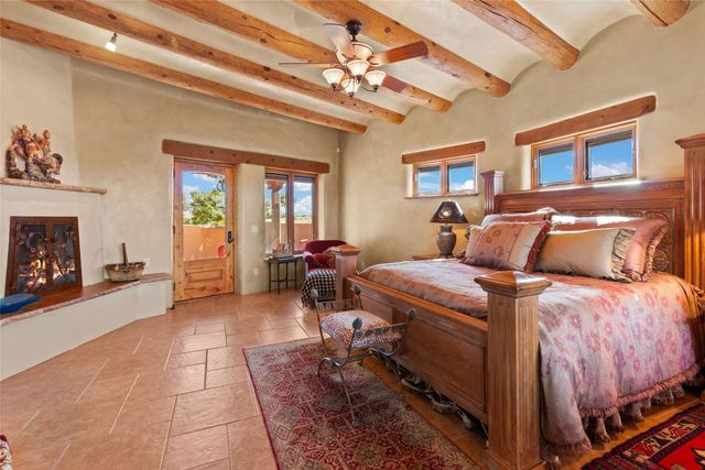 8 High Ridge Road, Santa Fe, NM 87506