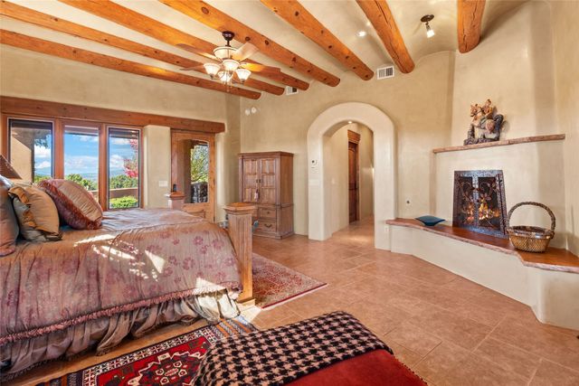 8 High Ridge Road, Santa Fe, NM 87506