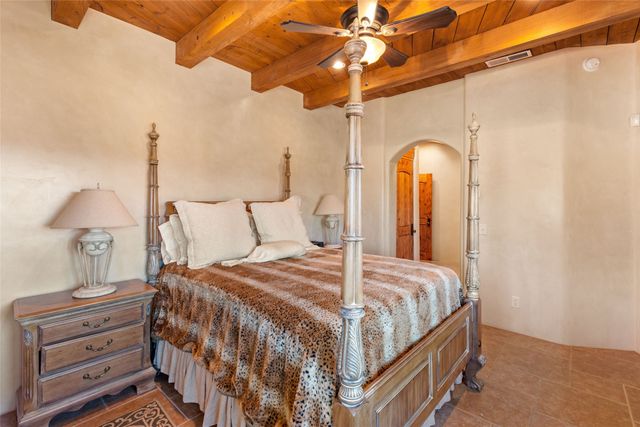 8 High Ridge Road, Santa Fe, NM 87506