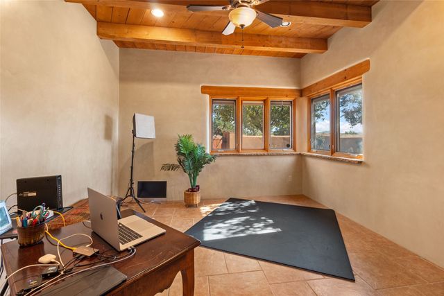 8 High Ridge Road, Santa Fe, NM 87506