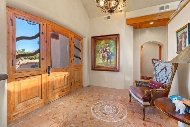 8 High Ridge Road, Santa Fe, NM 87506