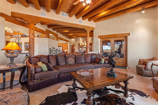 8 High Ridge Road, Santa Fe, NM 87506