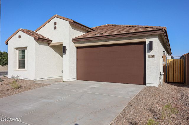 7986 W FRIER Drive, Glendale, AZ 85303