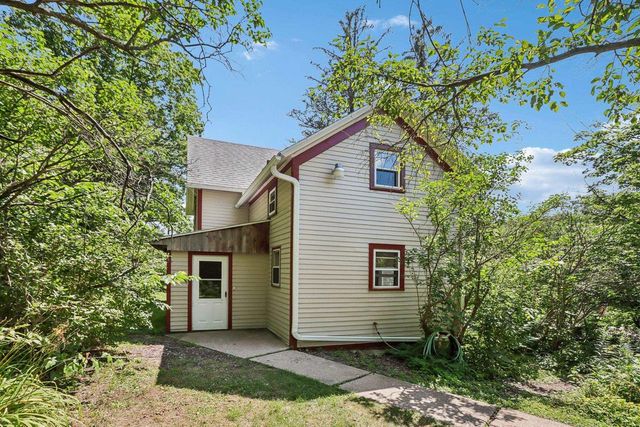 2348 Highway 92, Mount Horeb, WI 53572