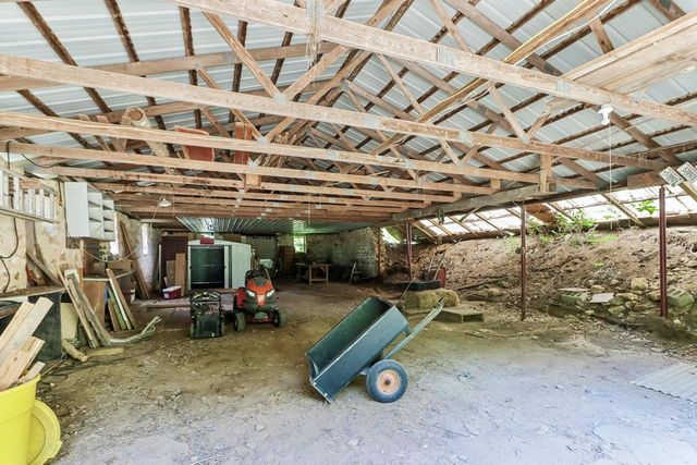 2348 Highway 92, Mount Horeb, WI 53572