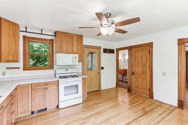 2348 Highway 92, Mount Horeb, WI 53572