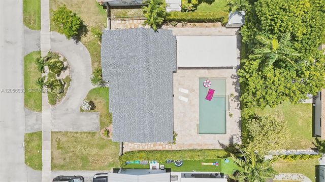 9123 SW 181st St, Palmetto Bay, FL 33157
