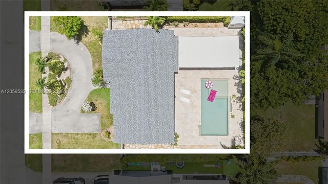 9123 SW 181st St, Palmetto Bay, FL 33157