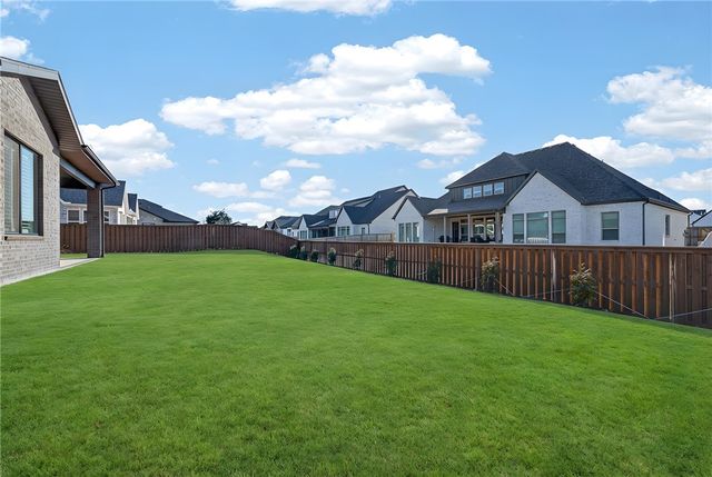 4202 S 87th Place, Bentonville, AR 72713