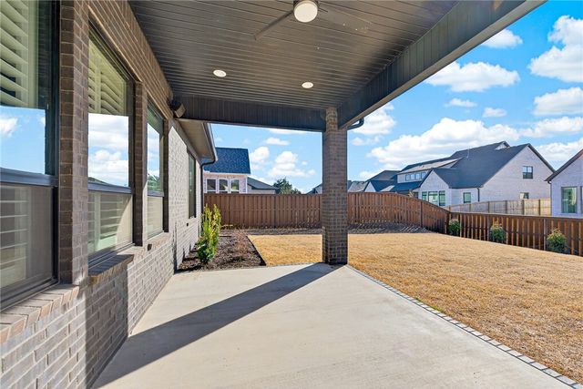 4202 S 87th Place, Bentonville, AR 72713