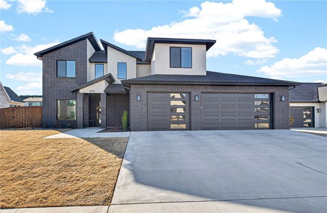 4202 S 87th Place, Bentonville, AR 72713