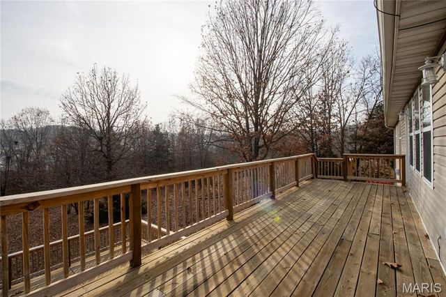 20361 Heritage Road, St Robert, MO 65584