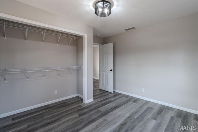 20361 Heritage Road, St Robert, MO 65584