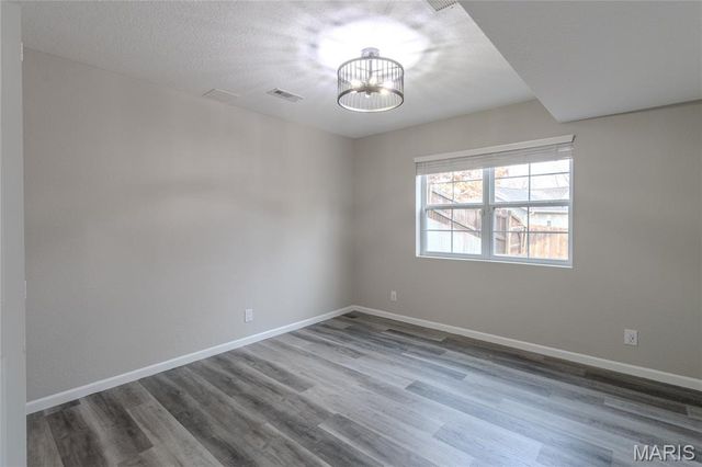 20361 Heritage Road, St Robert, MO 65584