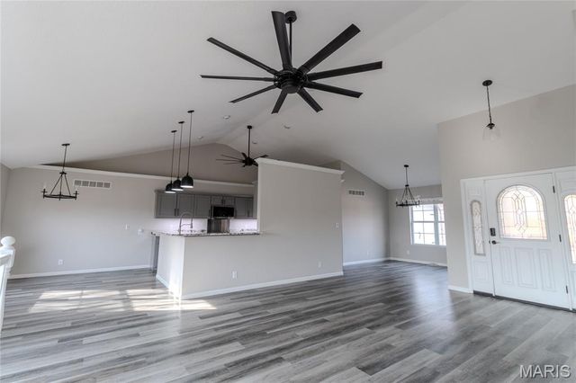 20361 Heritage Road, St Robert, MO 65584