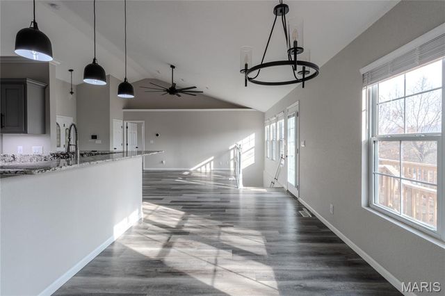 20361 Heritage Road, St Robert, MO 65584