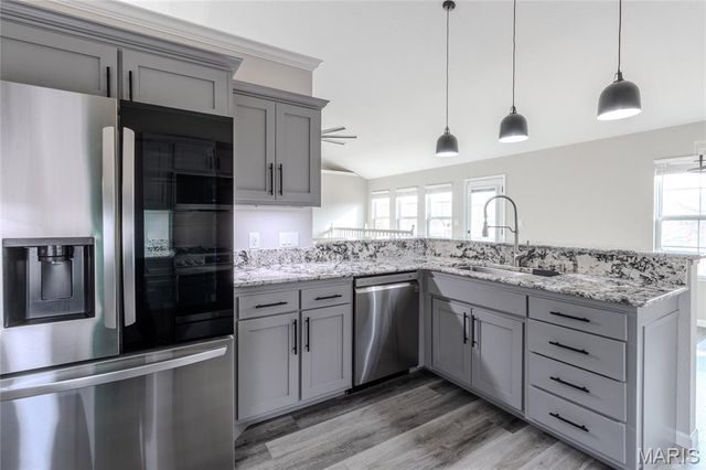 20361 Heritage Road, St Robert, MO 65584