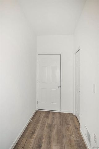 380 Dorchester Drive, Howell, MI 48855