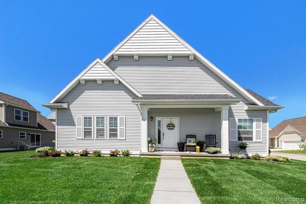 380 Dorchester Drive, Howell, MI 48855