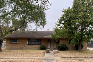 7041 Hathor Dr, Corpus Christi, TX 78412