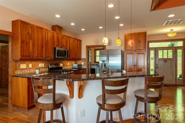 30 Wedgewood Terrace, Black Mountain, NC 28711