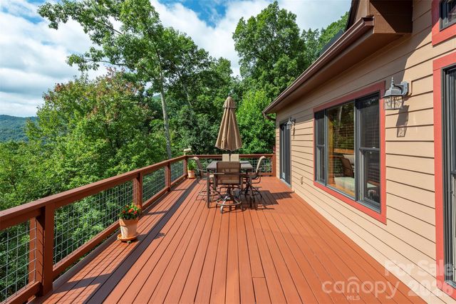 30 Wedgewood Terrace, Black Mountain, NC 28711