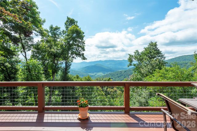 30 Wedgewood Terrace, Black Mountain, NC 28711