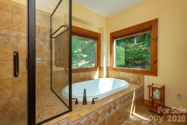 30 Wedgewood Terrace, Black Mountain, NC 28711