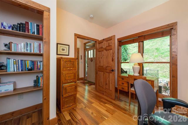 30 Wedgewood Terrace, Black Mountain, NC 28711