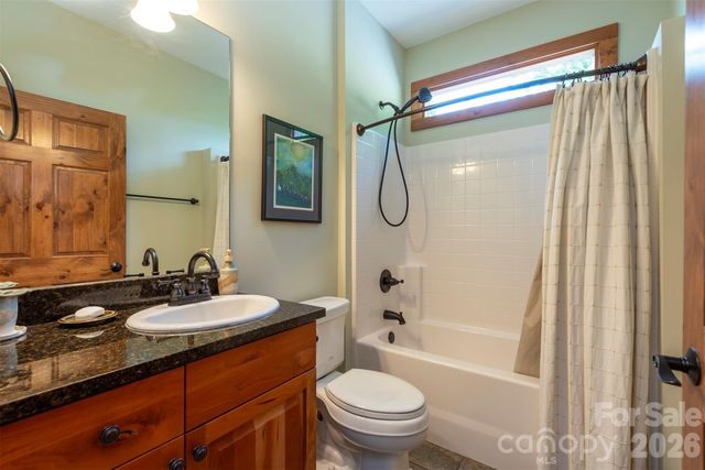 30 Wedgewood Terrace, Black Mountain, NC 28711