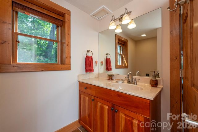 30 Wedgewood Terrace, Black Mountain, NC 28711