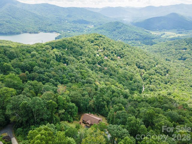 30 Wedgewood Terrace, Black Mountain, NC 28711