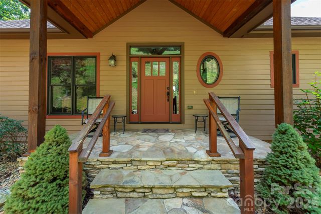 30 Wedgewood Terrace, Black Mountain, NC 28711