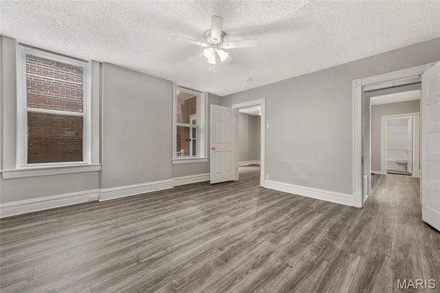 3627 Louisiana Ave, St Louis, MO 63118